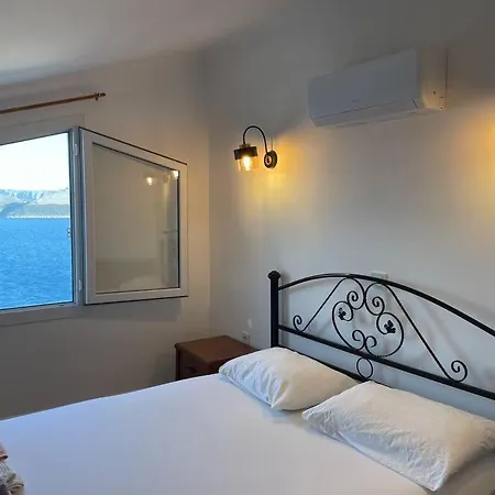 Muhtesem Meis Adasi Manzarali Dubleks Apartment Kas